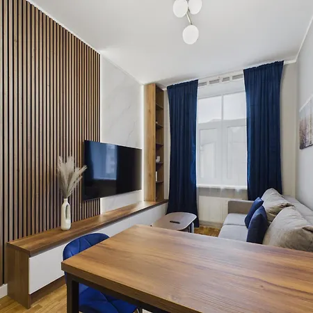 2bd Centre - 10 Min To Old Town アパート